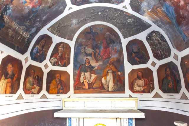 Ruvo, la Santissima Trinit�: quella chiesetta che cela un'avvolgente serie di tempere murarie  